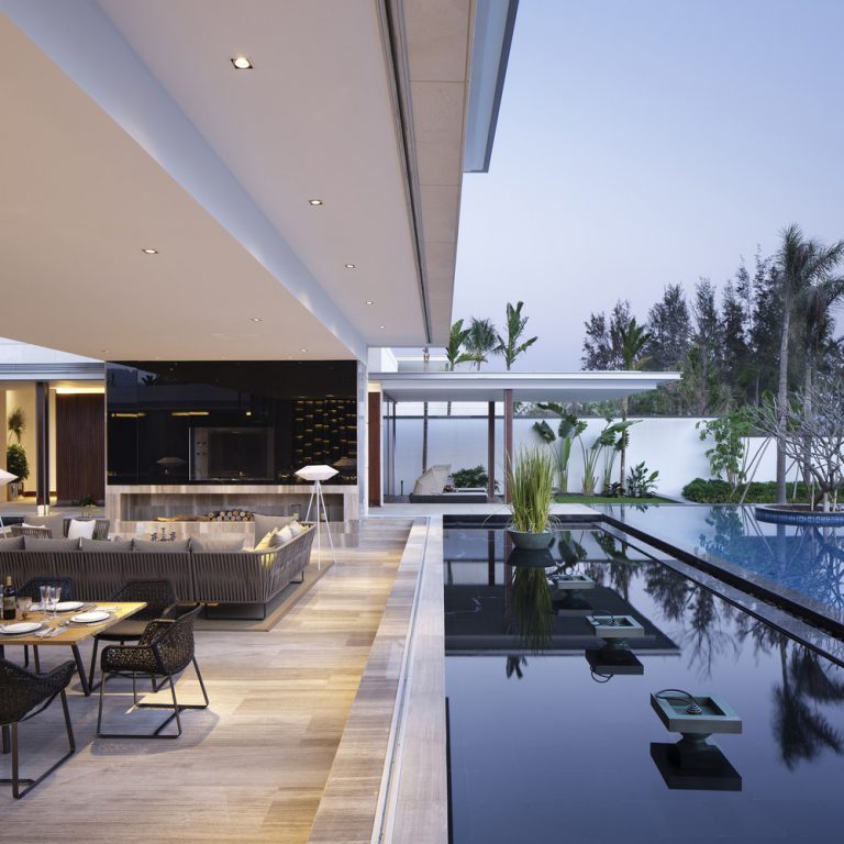 Custom-Designed Villas in UAE by Experts